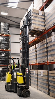 Узкопроходный электрический погрузчик 15NЕ